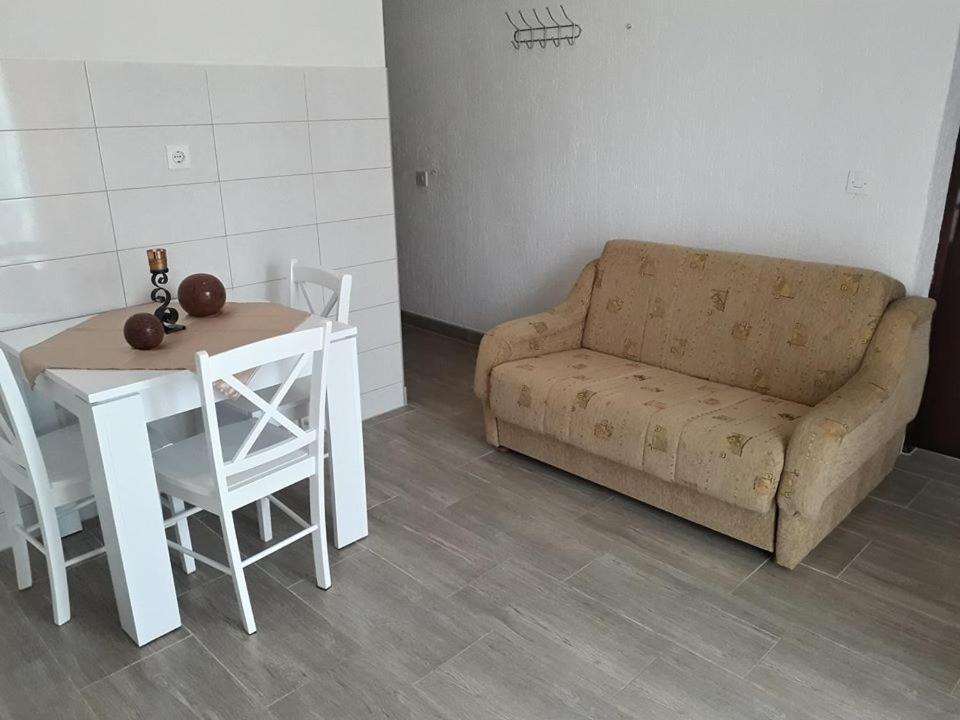 Delfin Apartments Sveti Juraj Exterior foto