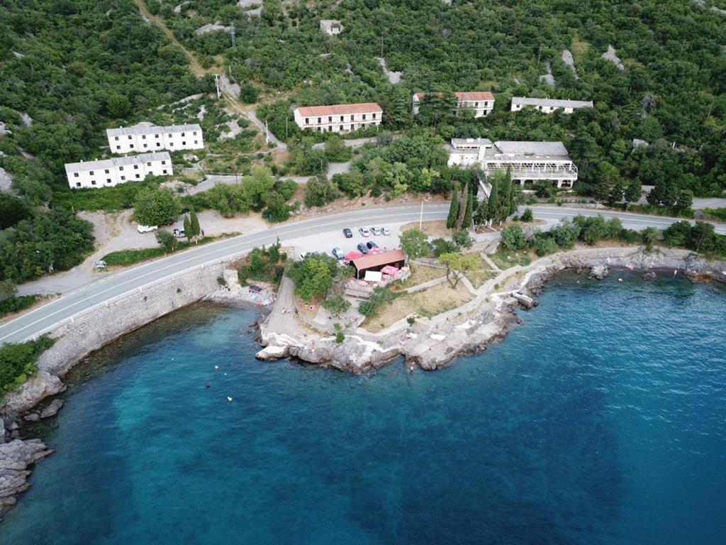 Delfin Apartments Sveti Juraj Exterior foto